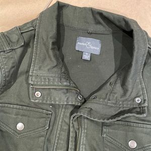 Market & Spruce medium sized army green jacket